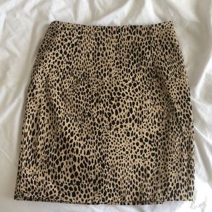 Brandy Melville cheetah print skirt